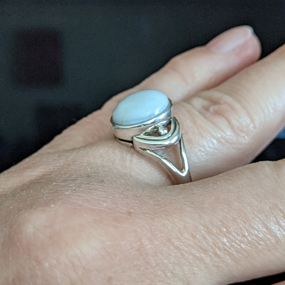 Natural Blue Owyhee Opal, 925 Silver Ring, Size 8 - Picture 9 of 9